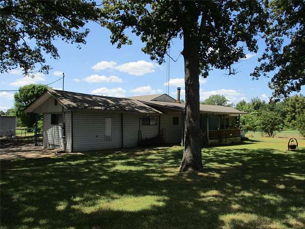 4.23 Acres of Land with Home for Sale in Emory, Texas