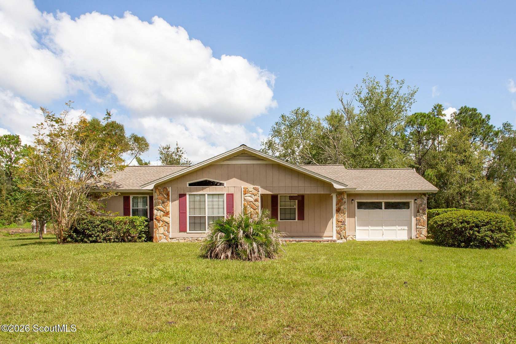 8.7 Acres of Land with Home for Sale in Waycross, Georgia