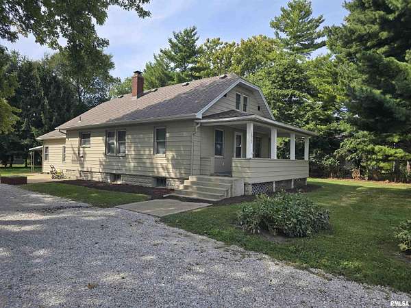 5 Acres of Land with Home for Sale in Pekin, Illinois