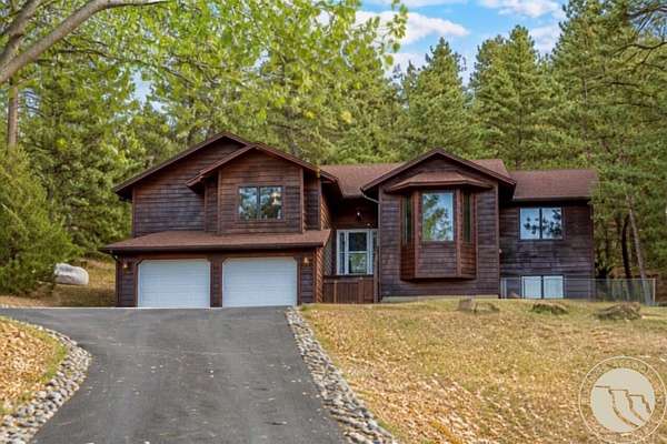 4.88 Acres of Land with Home for Sale in Billings, Montana