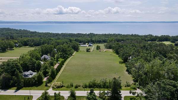 9.52 Acres of Residential Land for Sale in Harbor Springs, Michigan