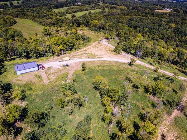 28.7 Acres of Land for Sale in Cynthiana, Kentucky