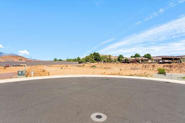0.39 Acres of Residential Land for Sale in Washington, Utah