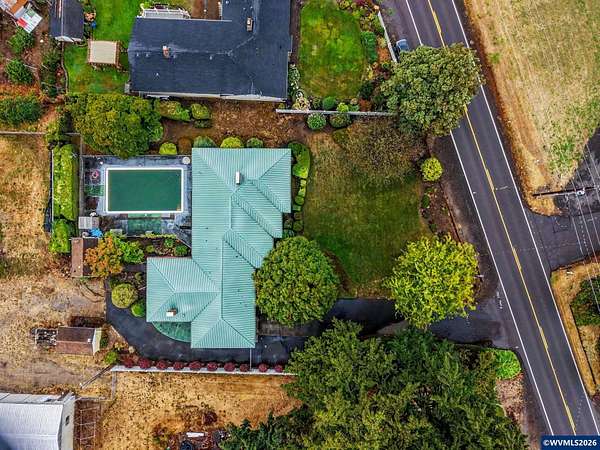 4.55 Acres of Land with Home for Sale in Salem, Oregon