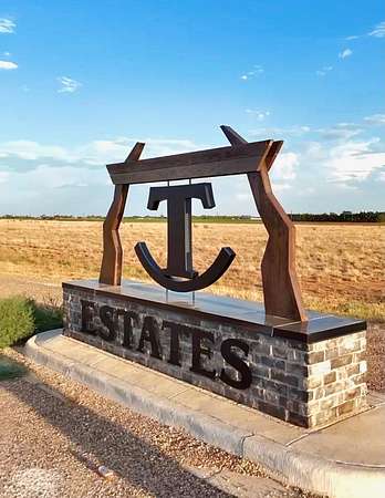 5.48 Acres of Residential Land for Sale in Ropesville, Texas