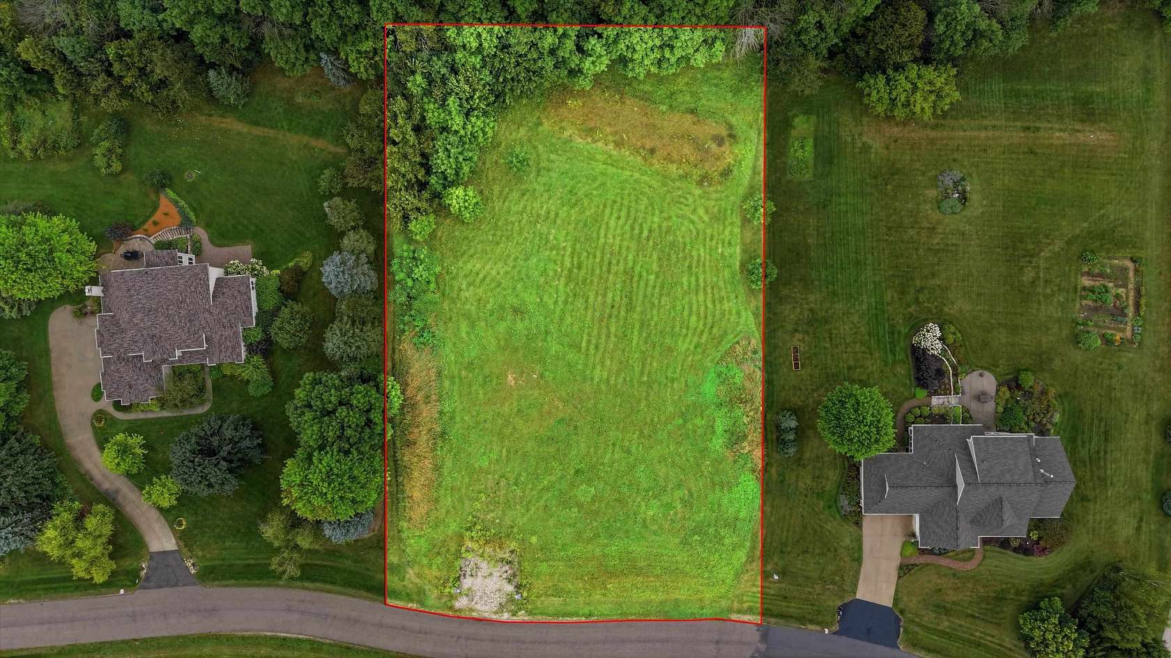 1.25 Acres of Residential Land for Sale in Hortonville, Wisconsin