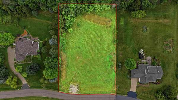1.25 Acres of Residential Land for Sale in Hortonville, Wisconsin
