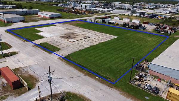 2 Acres of Commercial Land for Sale in Houma, Louisiana