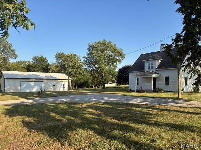 4 Acres of Land with Home for Sale in Highland, Illinois