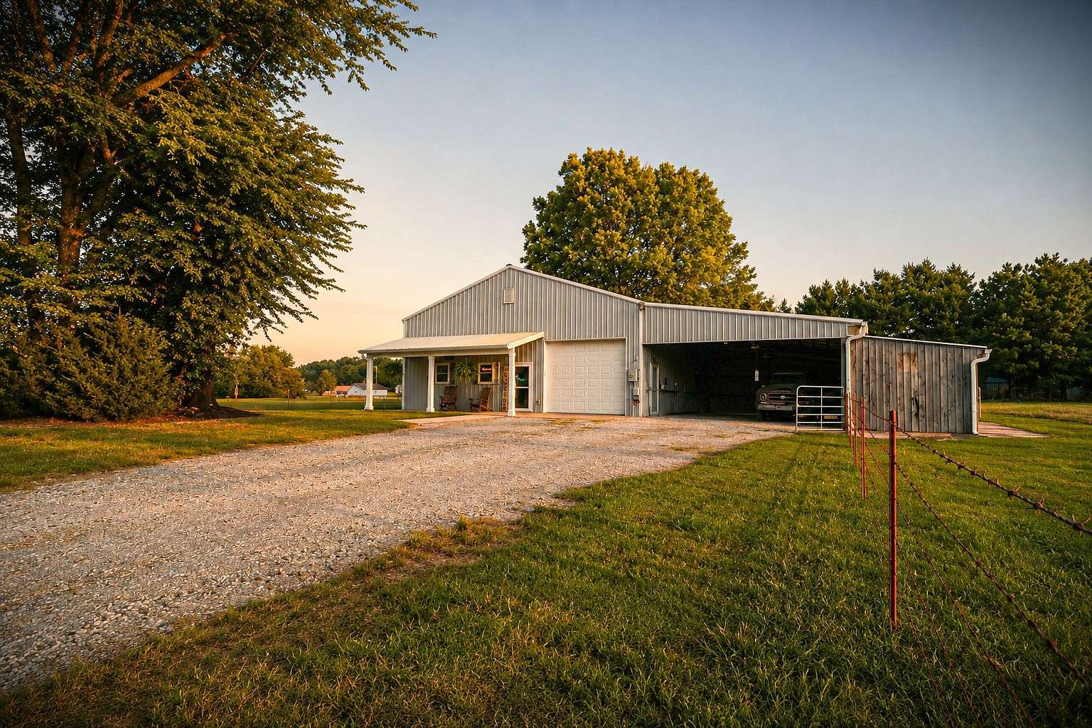 10.5 Acres of Land with Home for Sale in Columbia, Tennessee