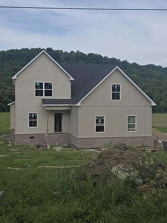 2 Acres of Land with Home for Sale in Woodbury, Tennessee