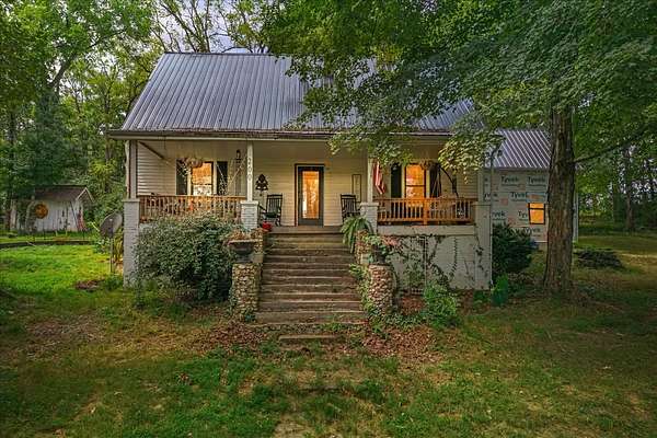 26.4 Acres of Recreational Land with Home for Sale in Englewood, Tennessee