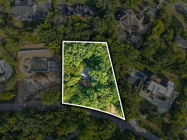 1 Acre of Residential Land for Sale in Nashville, Tennessee