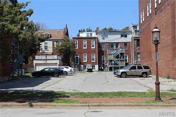 0.16 Acres of Mixed-Use Land for Sale in St. Louis, Missouri