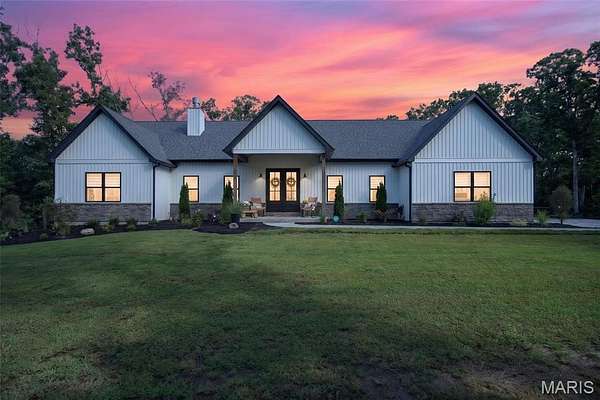 30.1 Acres of Recreational Land with Home for Sale in Warrenton, Missouri
