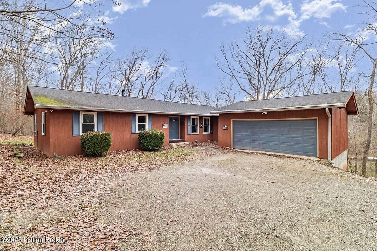 2.7 Acres of Land with Home for Sale in Shepherdsville, Kentucky