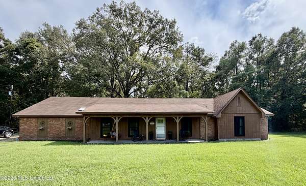 7 Acres of Land with Home for Sale in Bentonia, Mississippi