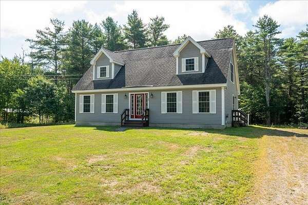2.6 Acres of Land with Home for Sale in Nobleboro, Maine