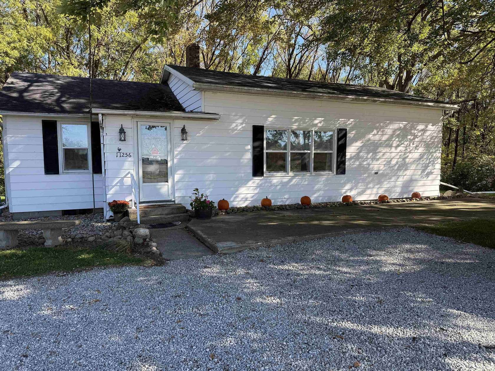3.5 Acres of Land with Home for Sale in Syracuse, Indiana