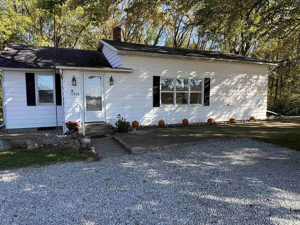 3.5 Acres of Land with Home for Sale in Syracuse, Indiana