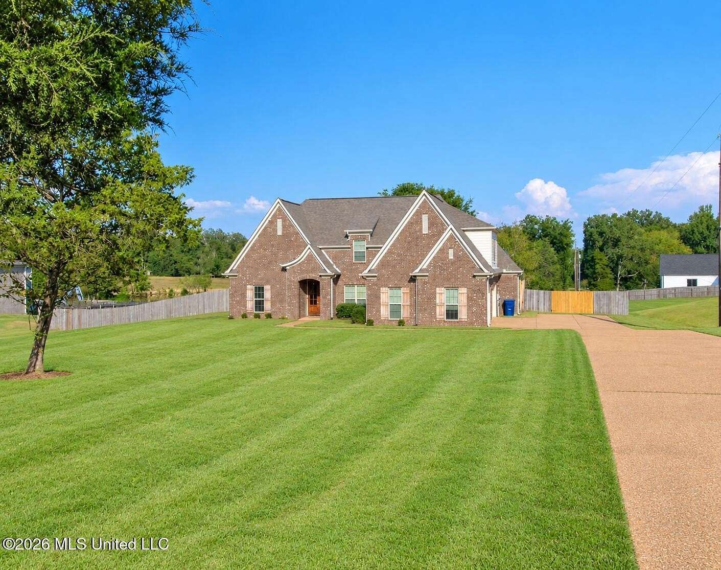 1.5 Acres of Land with Home for Sale in Hernando, Mississippi