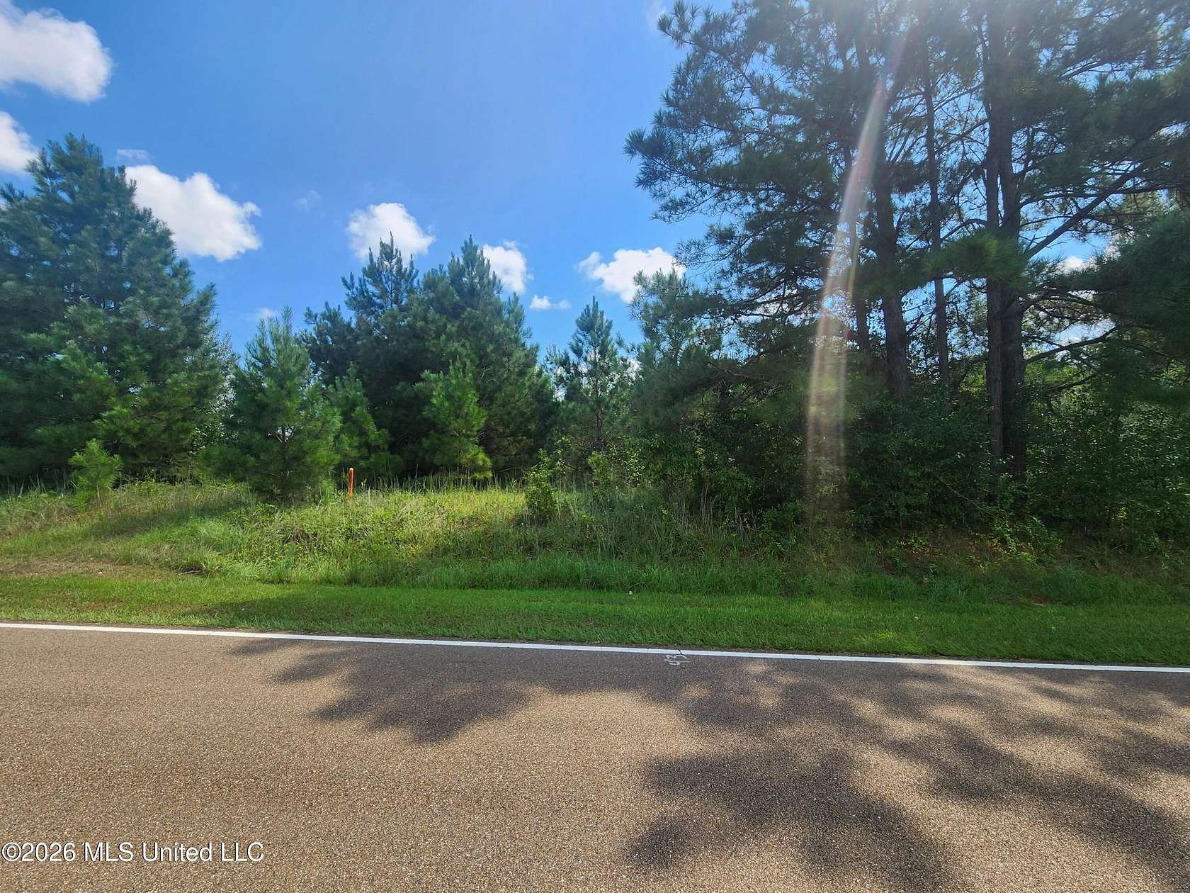 2 Acres of Residential Land for Sale in Wesson, Mississippi