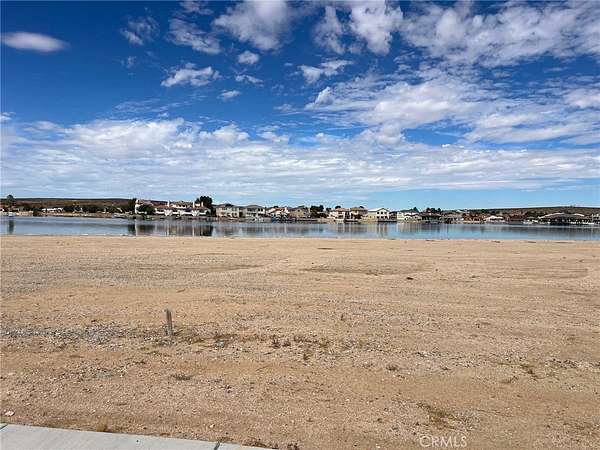 0.25 Acres of Residential Land for Sale in Helendale, California