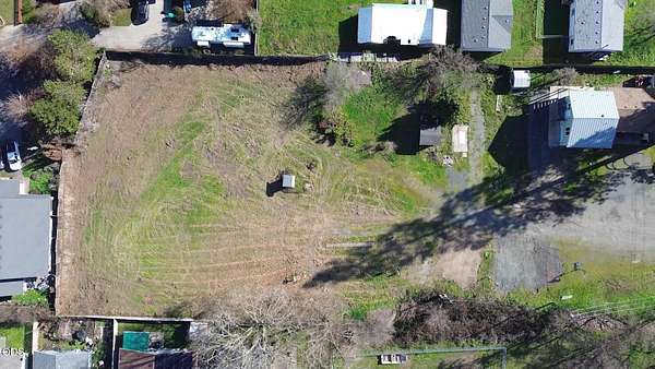1.2 Acres of Residential Land for Sale in Grants Pass, Oregon