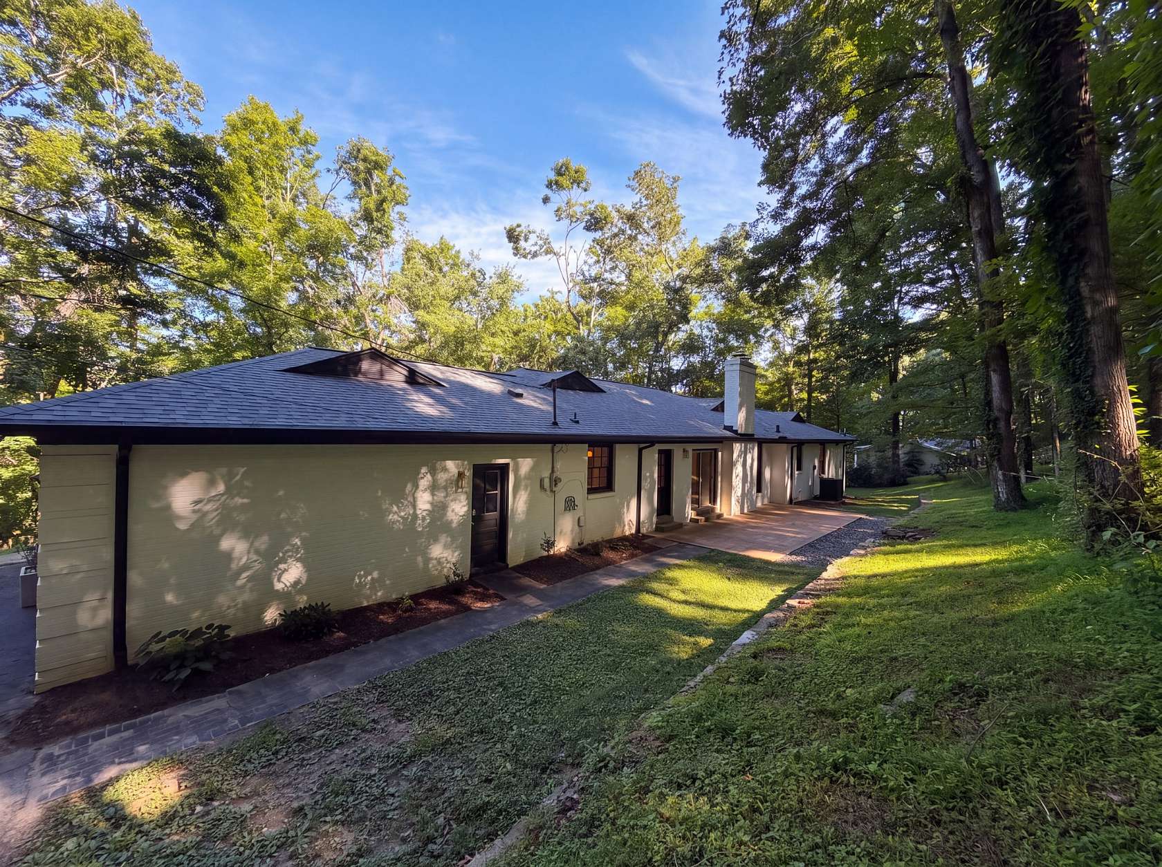2.64 Acres of Land with Home for Sale in Nashville, Tennessee
