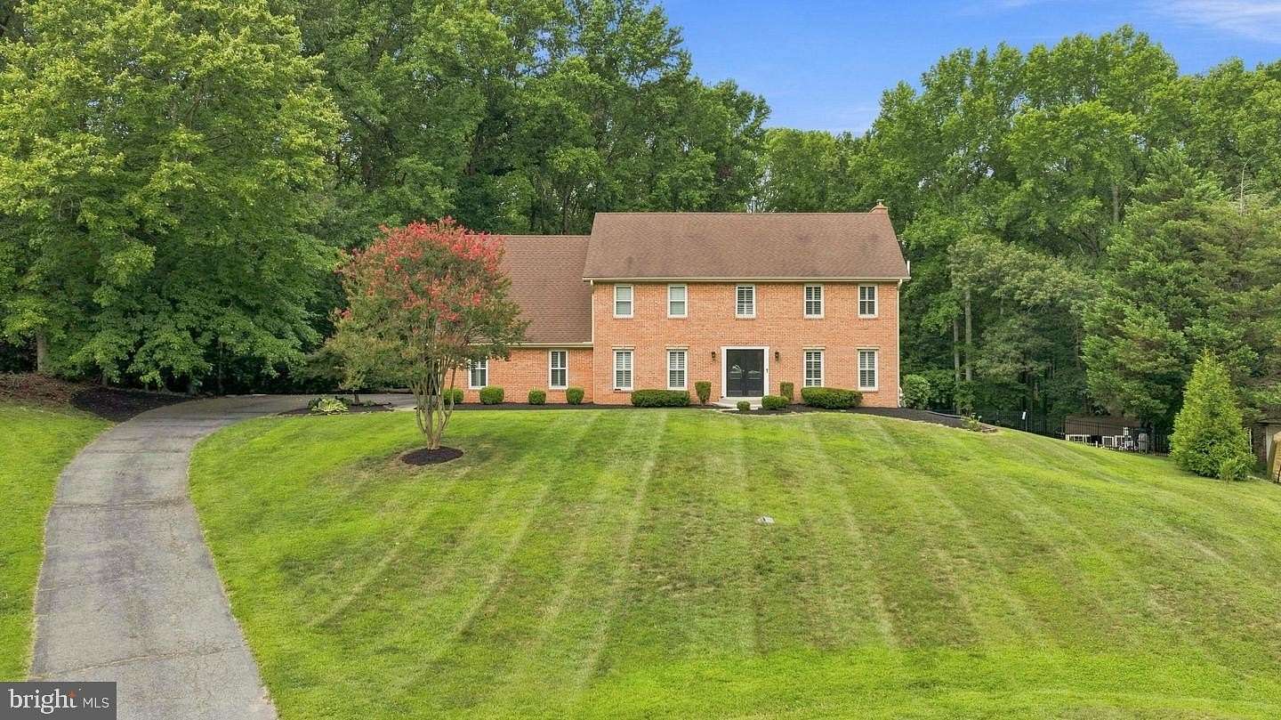 3 Acres of Land with Home for Sale in Pomfret, Maryland