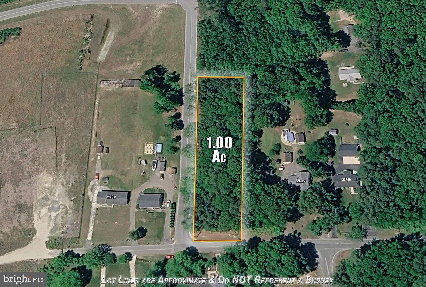 1 Acre of Residential Land for Sale in Hollywood, Maryland
