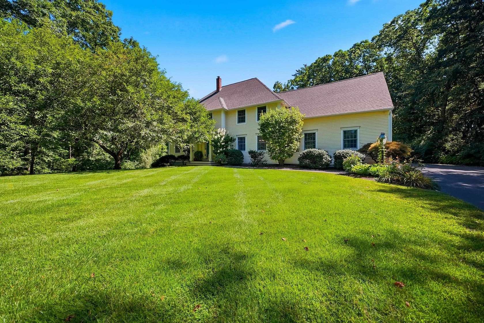 1.87 Acres of Land with Home for Sale in Salem, New Hampshire