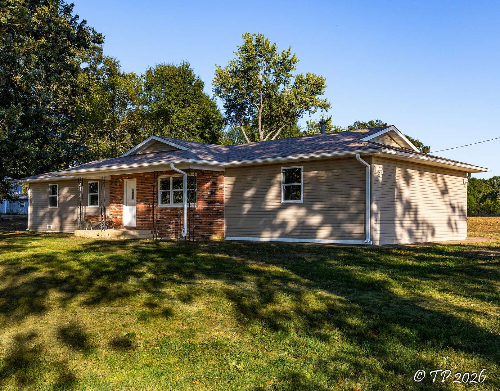 1.9 Acres of Land with Home for Sale in Pomona, Missouri