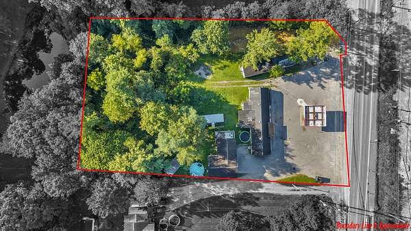 1.59 Acres of Improved Mixed-Use Land for Sale in Shady Spring, West Virginia
