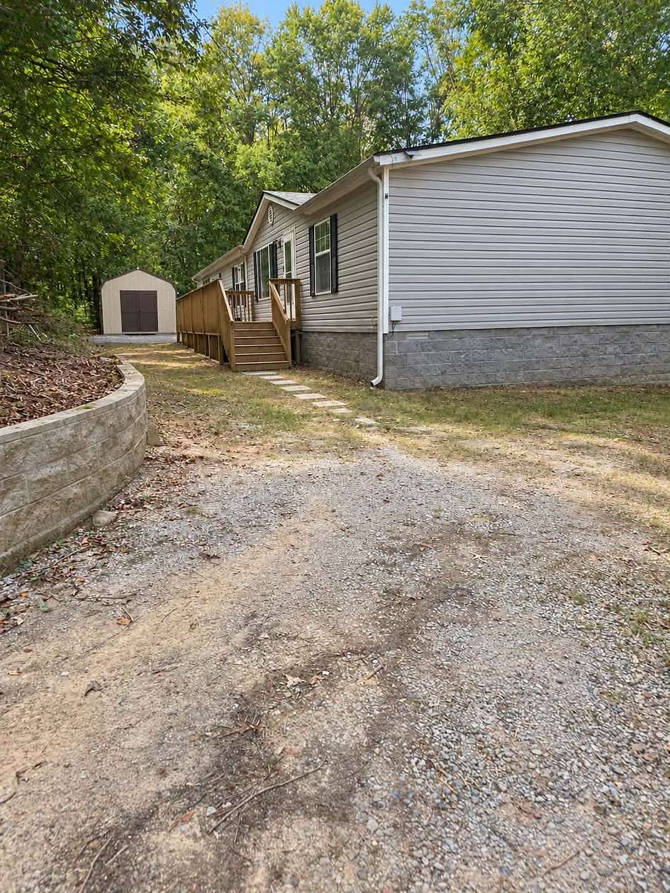 8.48 Acres of Land with Home for Sale in Dickson, Tennessee