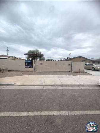 0.16 Acres of Residential Land for Sale in Seeley, California
