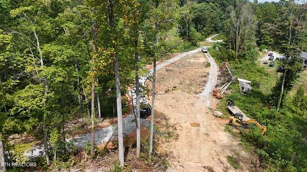 25.3 Acres of Recreational & Residential Land for Sale in Rocky Top, Tennessee