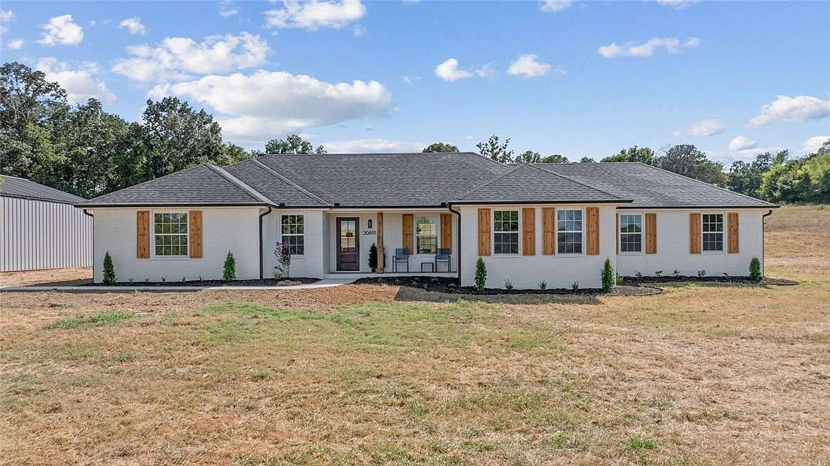 2 Acres of Land with Home for Sale in Fayetteville, Arkansas