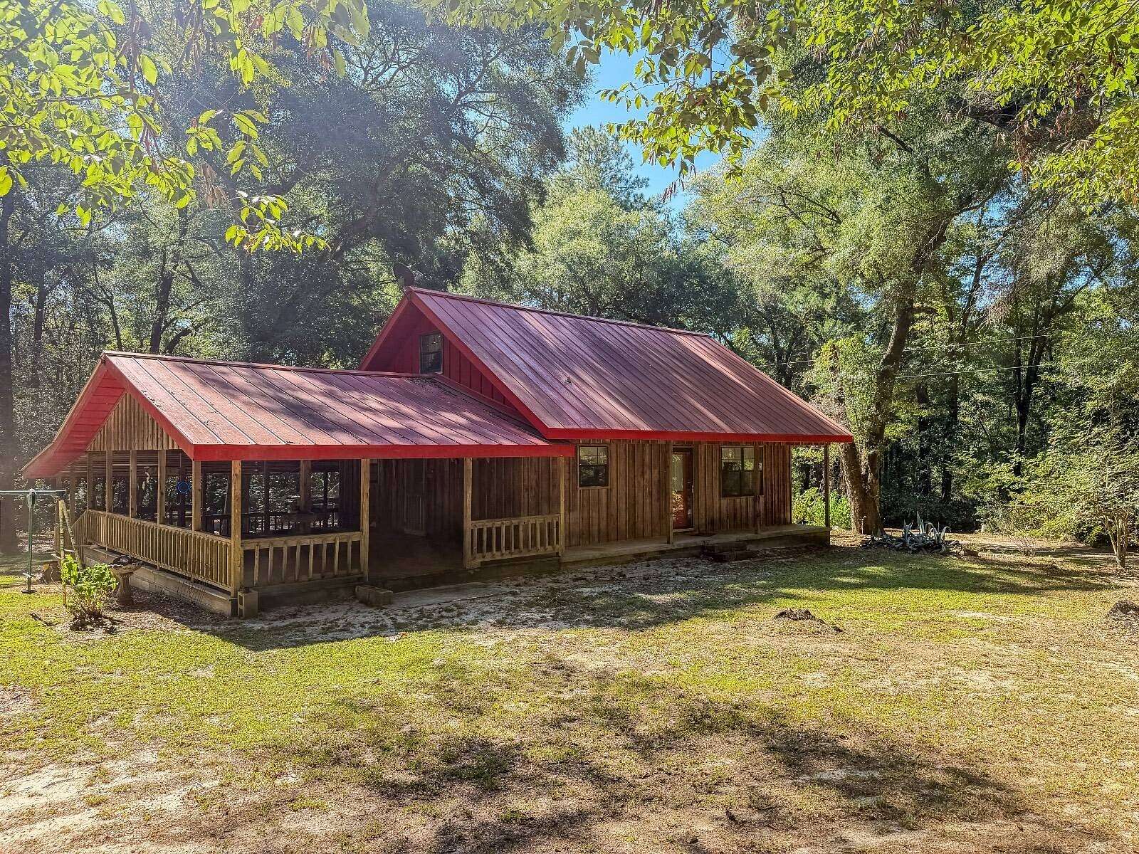 21 Acres of Recreational Land with Home for Sale in Hartford, Alabama