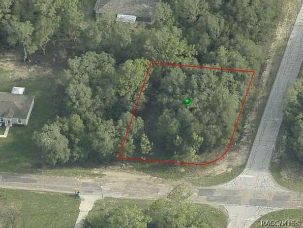 0.28 Acres of Residential Land for Sale in Citrus Springs, Florida