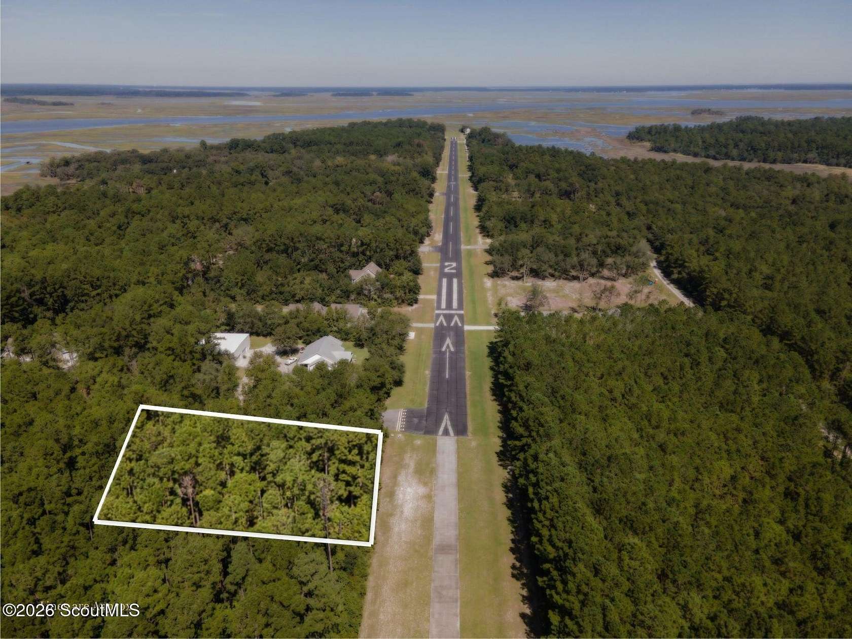 1 Acre of Residential Land for Sale in Townsend, Georgia