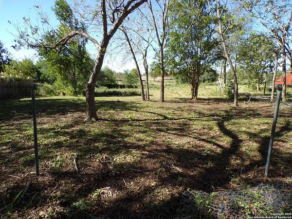 1.44 Acres of Residential Land for Sale in Atascosa, Texas
