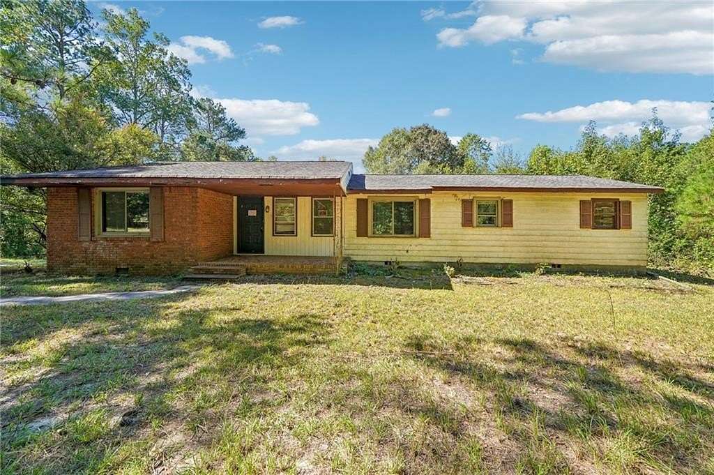 2 Acres of Land with Home for Sale in Winston, Georgia