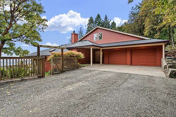 3.53 Acres of Land with Home for Sale in Corvallis, Oregon