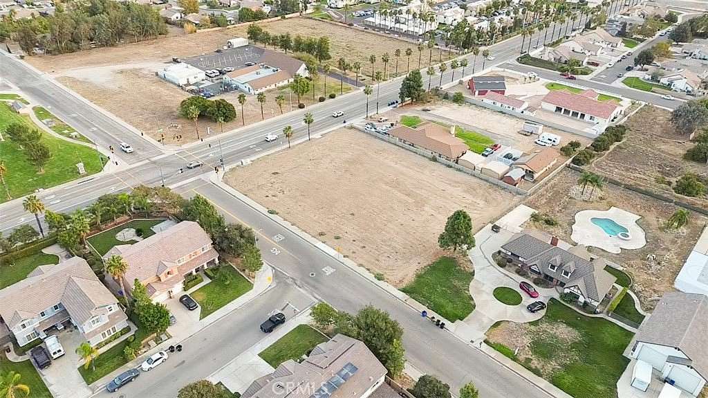 1 Acre of Residential Land for Sale in San Bernardino, California