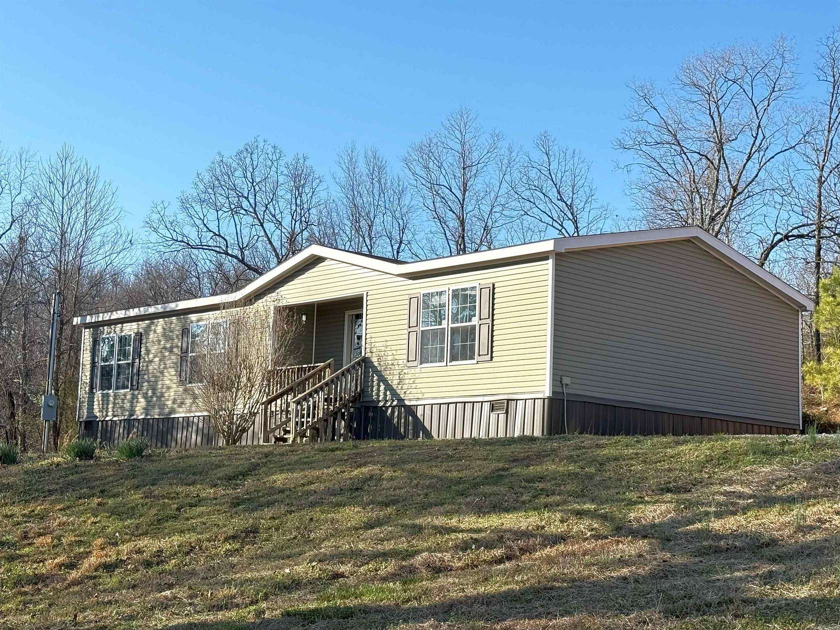 6 Acres of Land with Home for Sale in Greenbrier, Arkansas