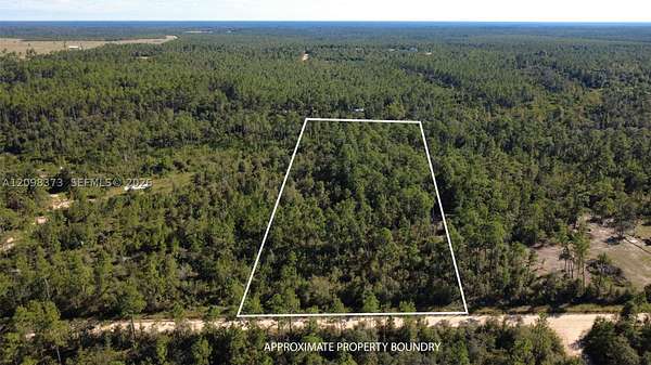 5 Acres of Land for Sale in Chipley, Florida