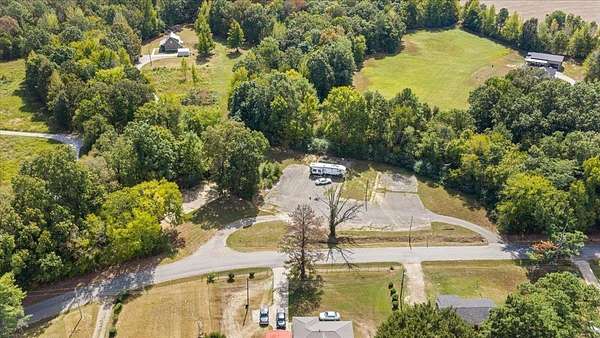 1.5 Acres of Residential Land for Sale in Oakland, Tennessee