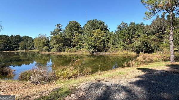 3 Acres of Residential Land for Sale in Eastman, Georgia