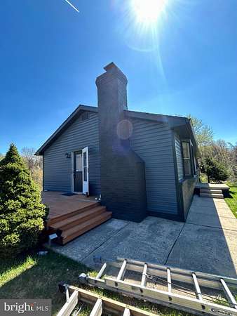 2.59 Acres of Land with Home for Lease in Mount Airy, Maryland